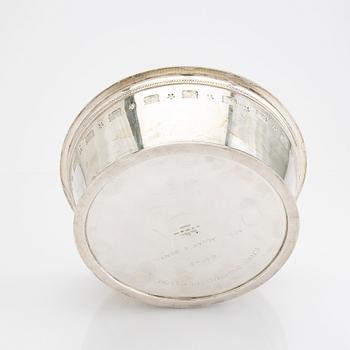 A Swedish 20th century stertling silver bowl mark of Wiwen Nilsson Lund 1947, weight 770 grams.
