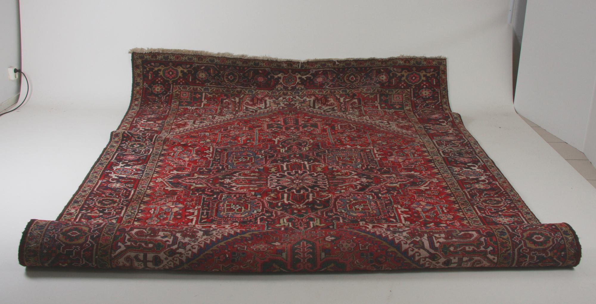 MATTA, semiantik orientalisk. 350 x 252.