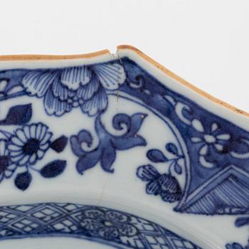Stekfat, kompaniporslin, Kina, Qianlong (1736-95).