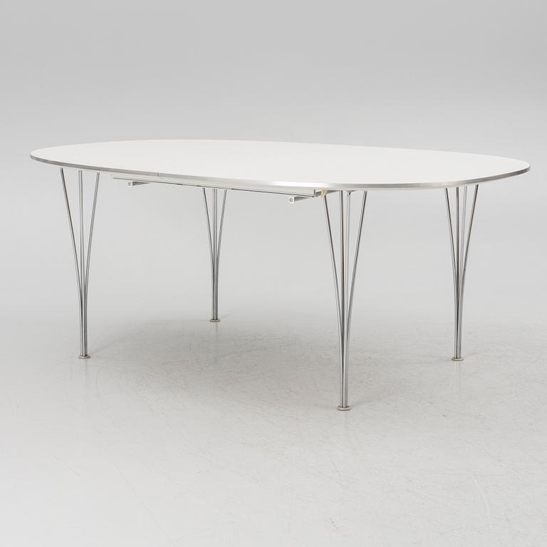 Bruno Mathsson & Piet Hein, matbord, "Superellips", Fritz Hansen, år 2000.
