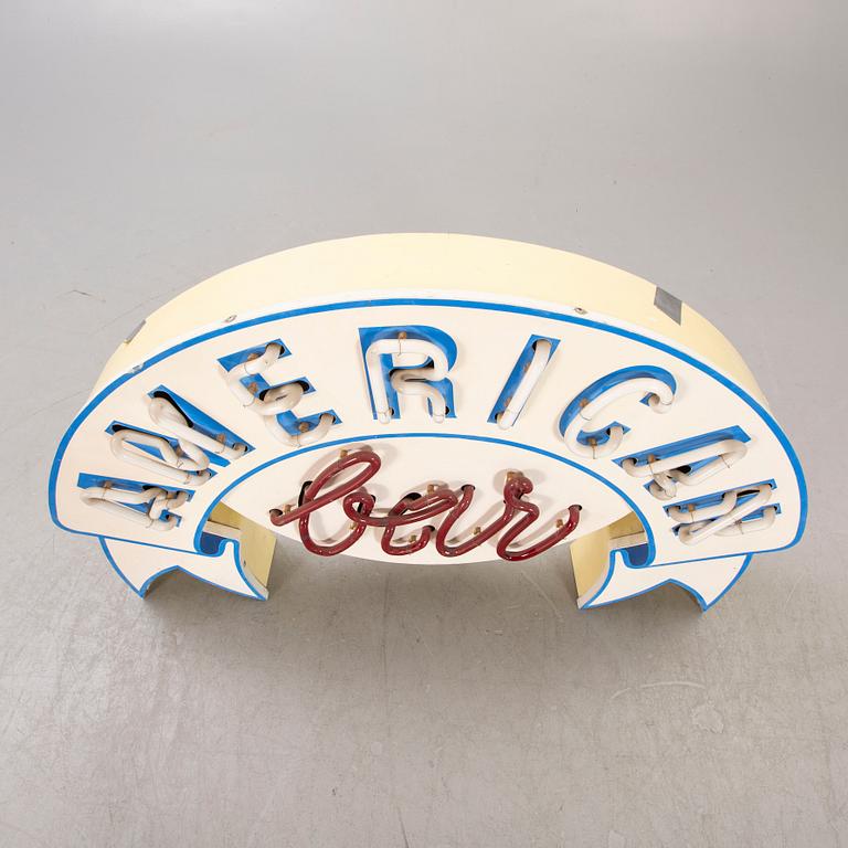 A 1990's neon sign "American bar".