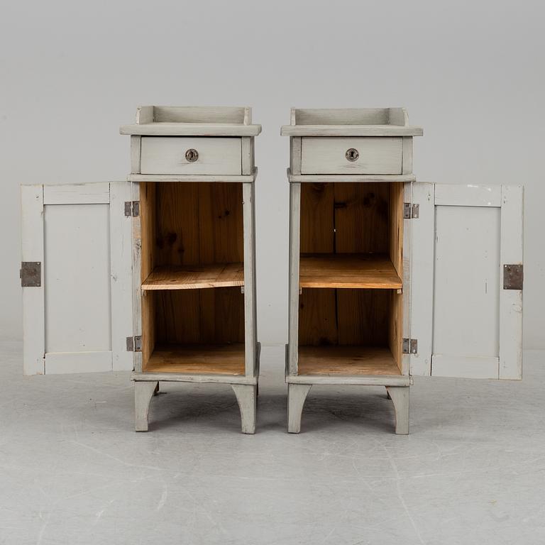 A pair of bedside tables, gustavian style, modern.