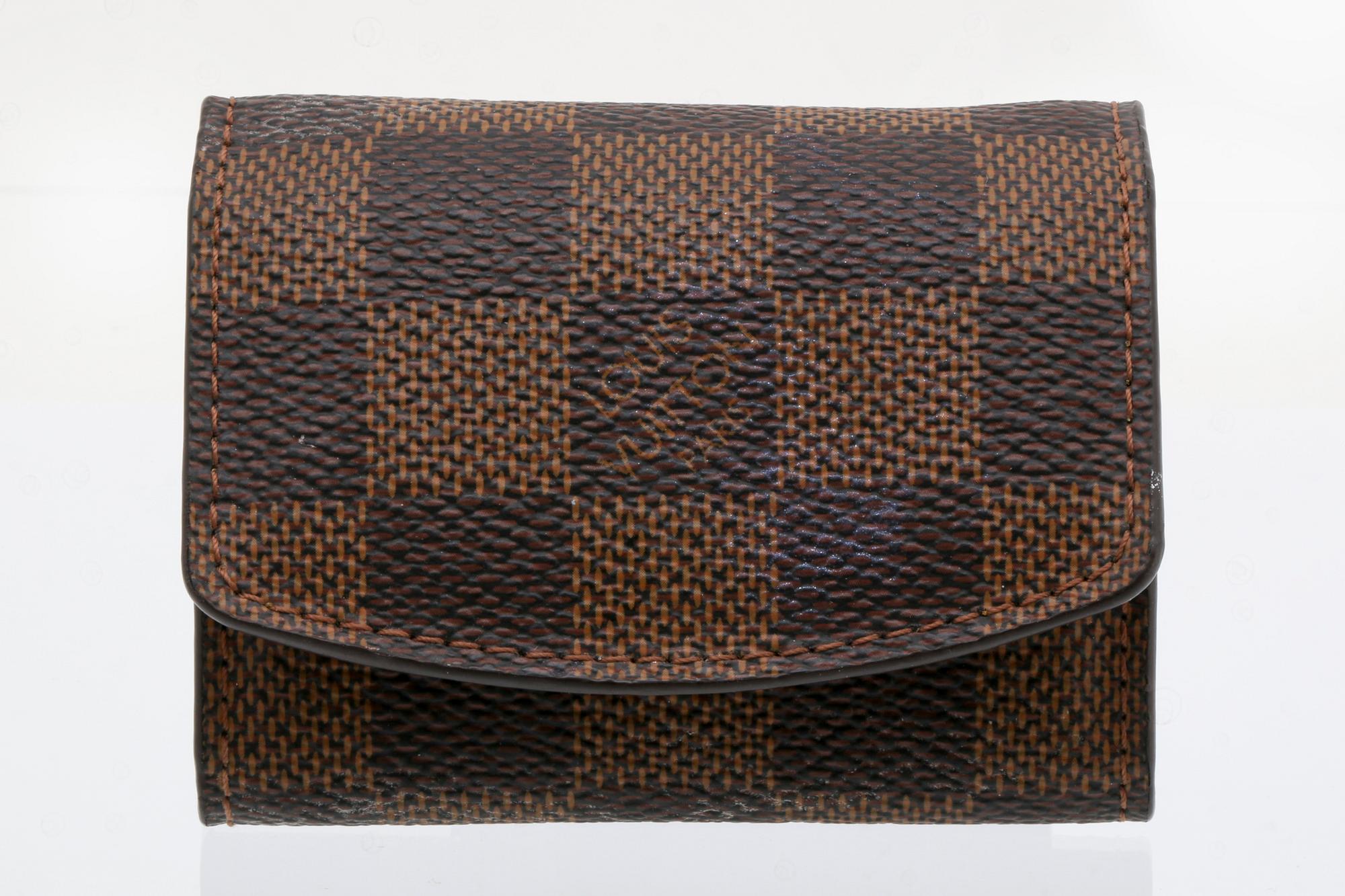 Louis Vuitton, silver, cufflinks, case Damier ebene canvas.