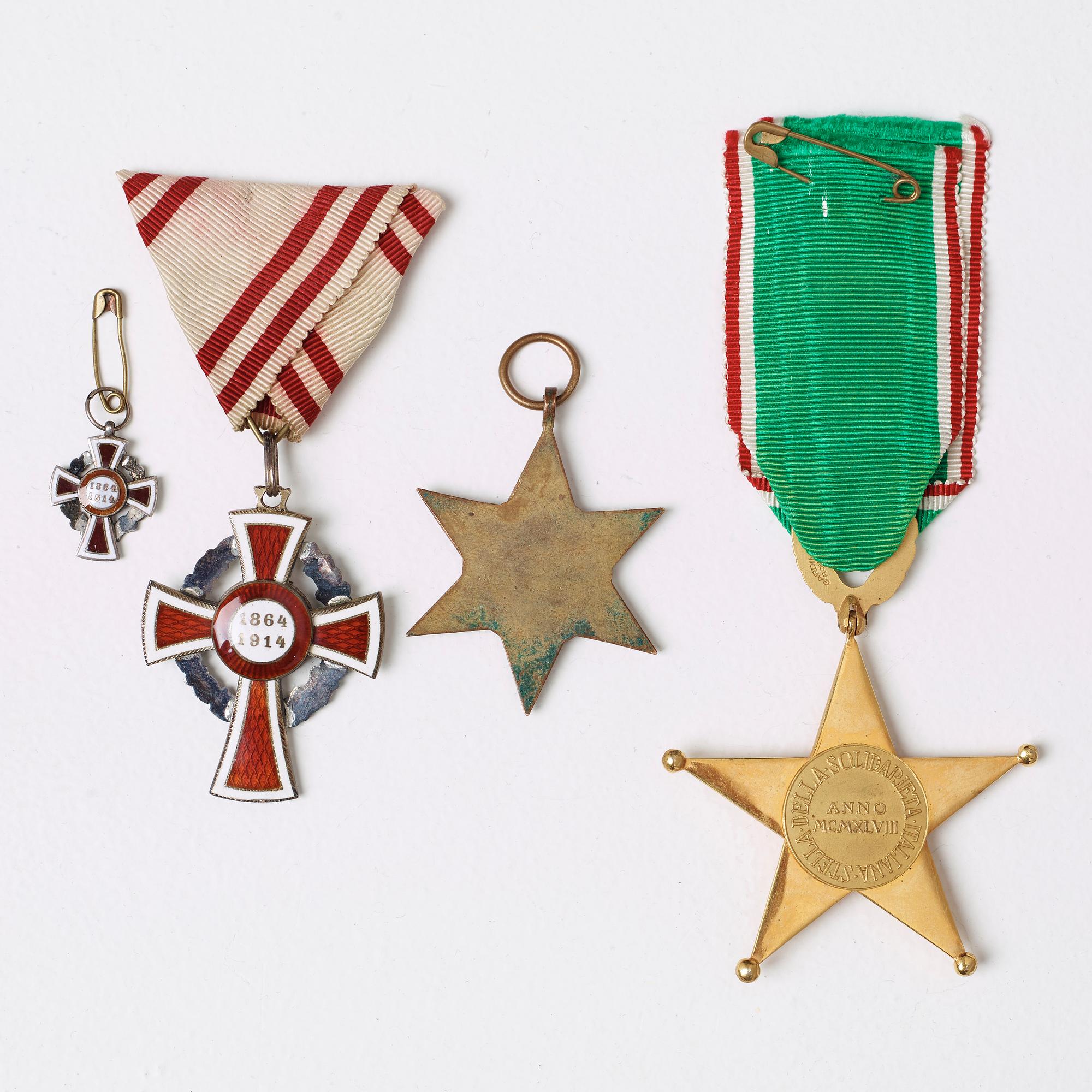 ORDENSTECKEN 2 st SAMT MEDALJ, bla The Africa Star, 1900-tal.