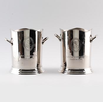 CHAMPGNEKYLARE, 2 st, försilvrad metall, Louis Roederer, 2000-tal.