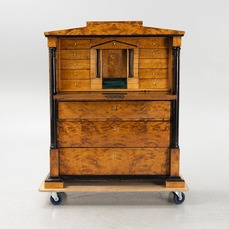 Chiffonier, Karl Johan, first half of the 19th century.