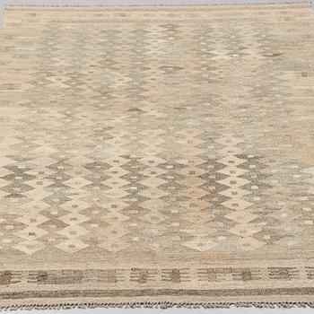 A CARPET, Kilim 248 x 171 cm.