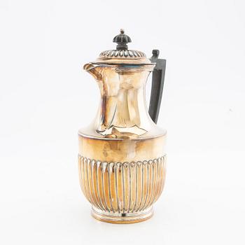 Jug with lid, silver, Atkin Brothers, Sheffield, 1875 (?).