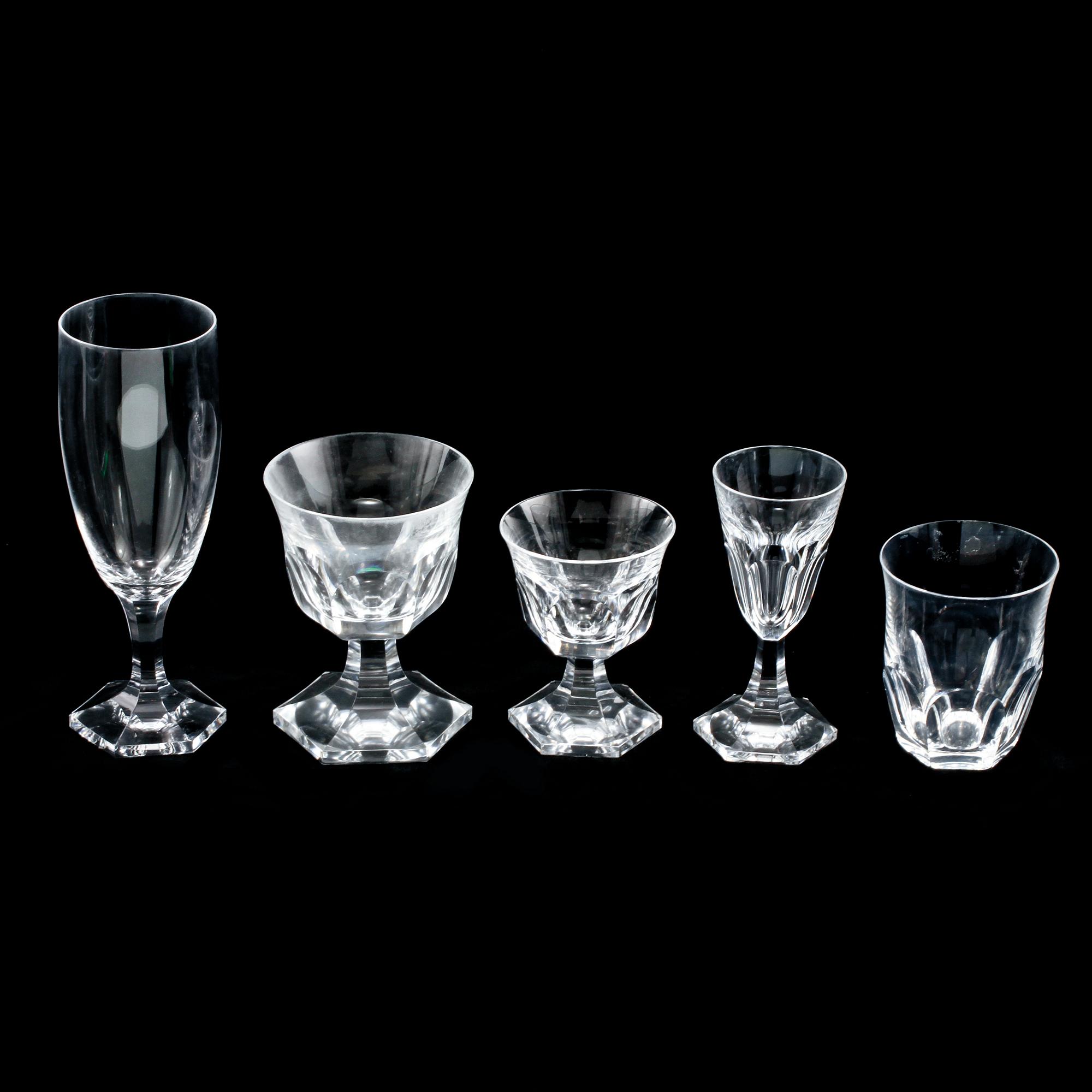 GLASSERVIS, 53 delar, "Rosersberg", Elis Bergh, Kosta, 1900-tal.