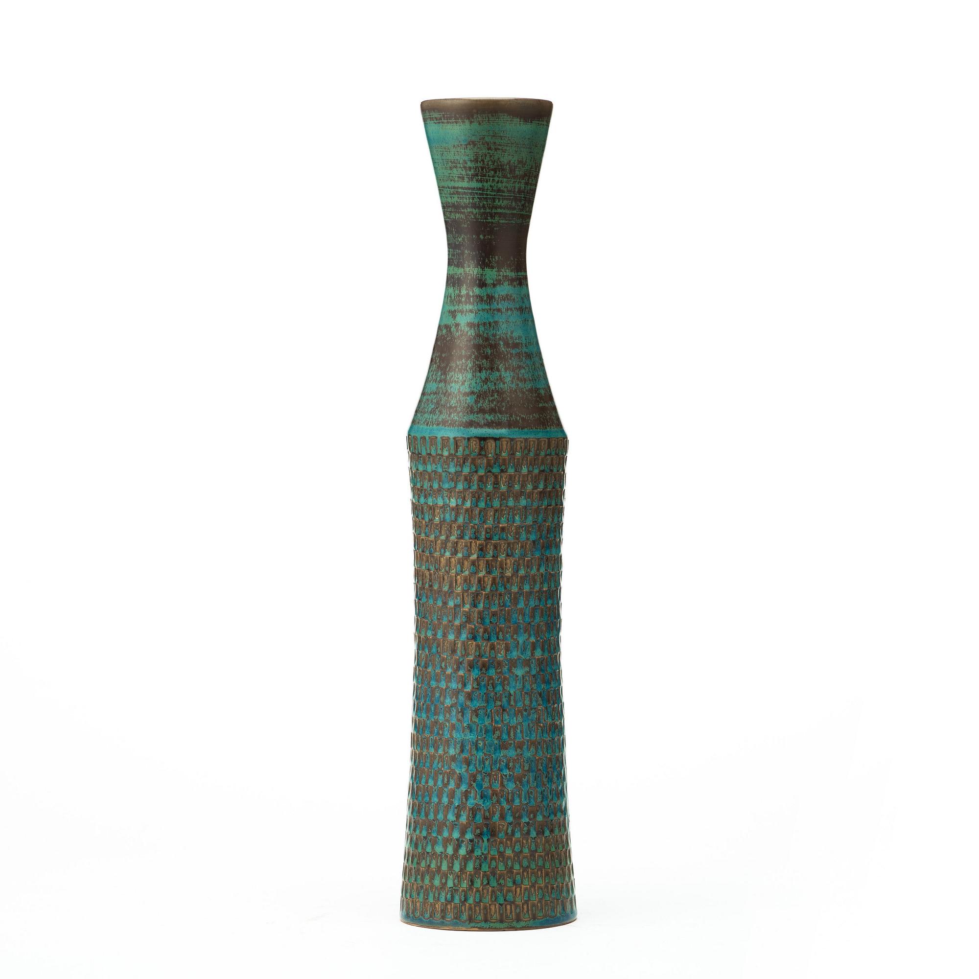 Stig Lindberg, a stoneware vase, Gustavsberg studio 1961.