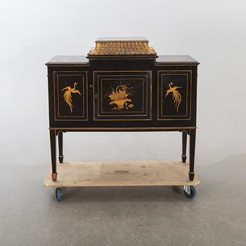 SIDEBOARD/MUSIKMÖBEL, 1900-talets första hälft.