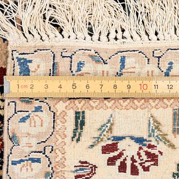 Rug, Nain, part silk, approx. 161 x 107 cm.