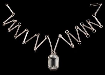 HÄNGSMYCKE, sterling silver. Wiwen Nilsson, Lund 1944. Vikt 20 g.