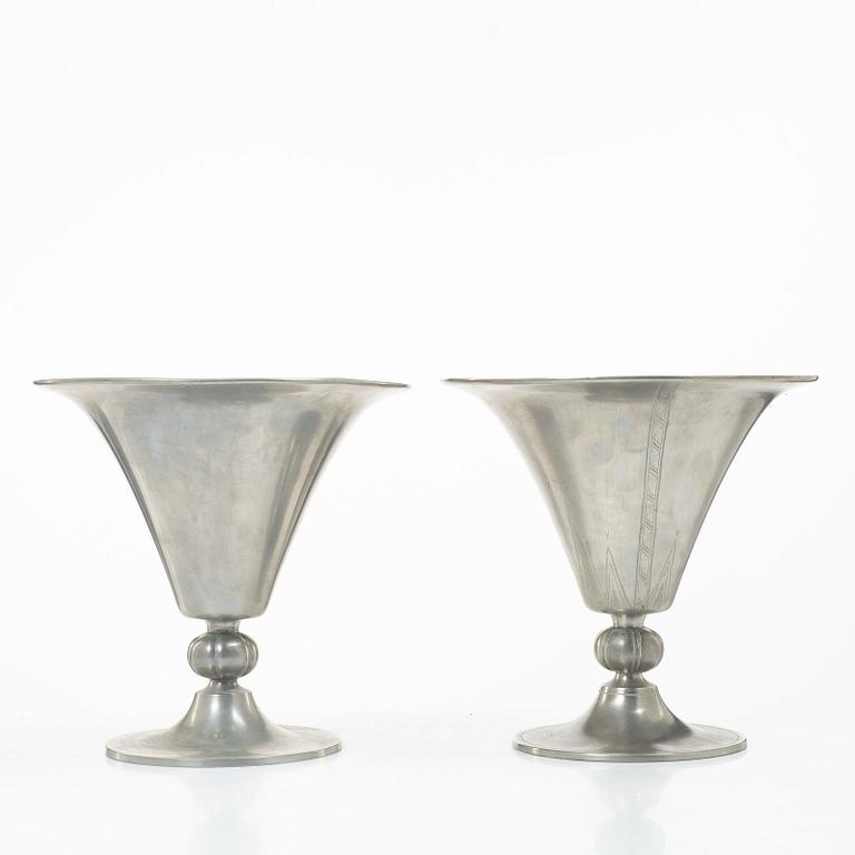 Edvin Ollers, A pair of similar pewter vases, Schreuder and Olsson, Stockholm, 1925.