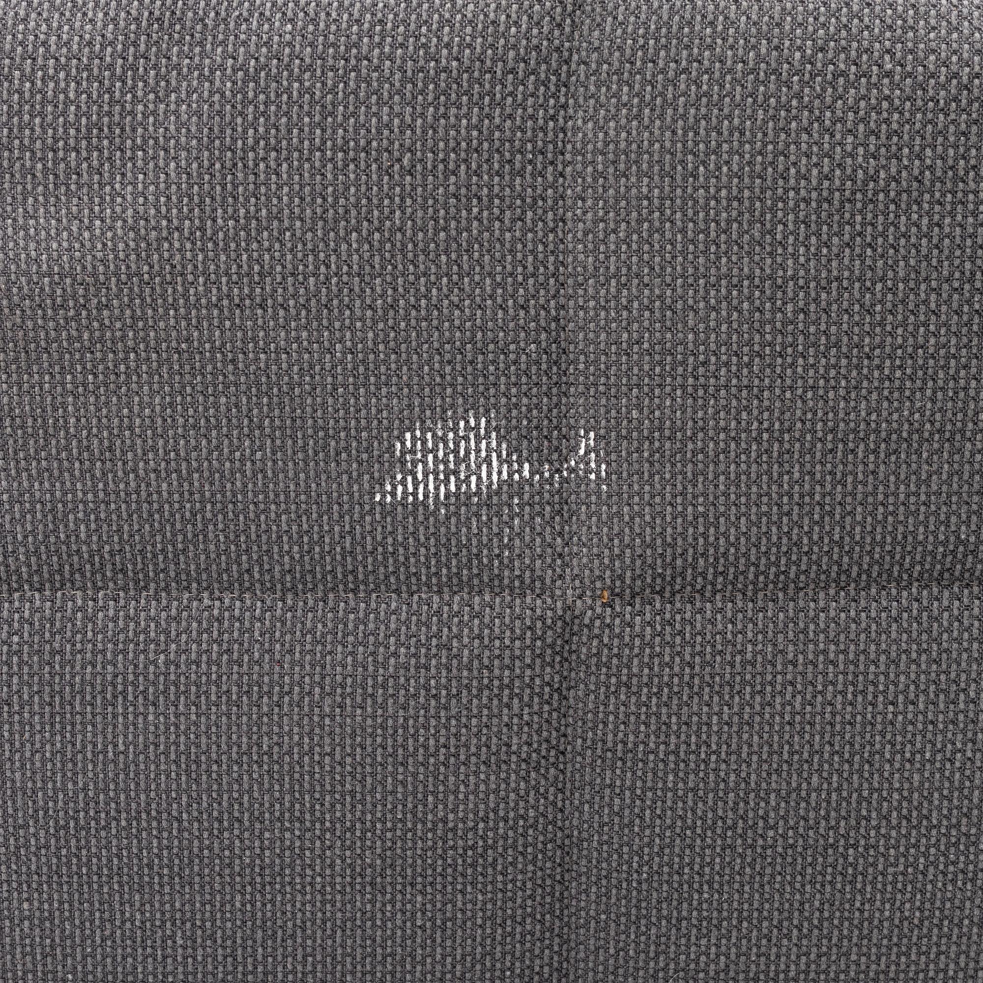 Giuseppe Viganò, a 'Squaring' bed, Bonaldo, Italy.