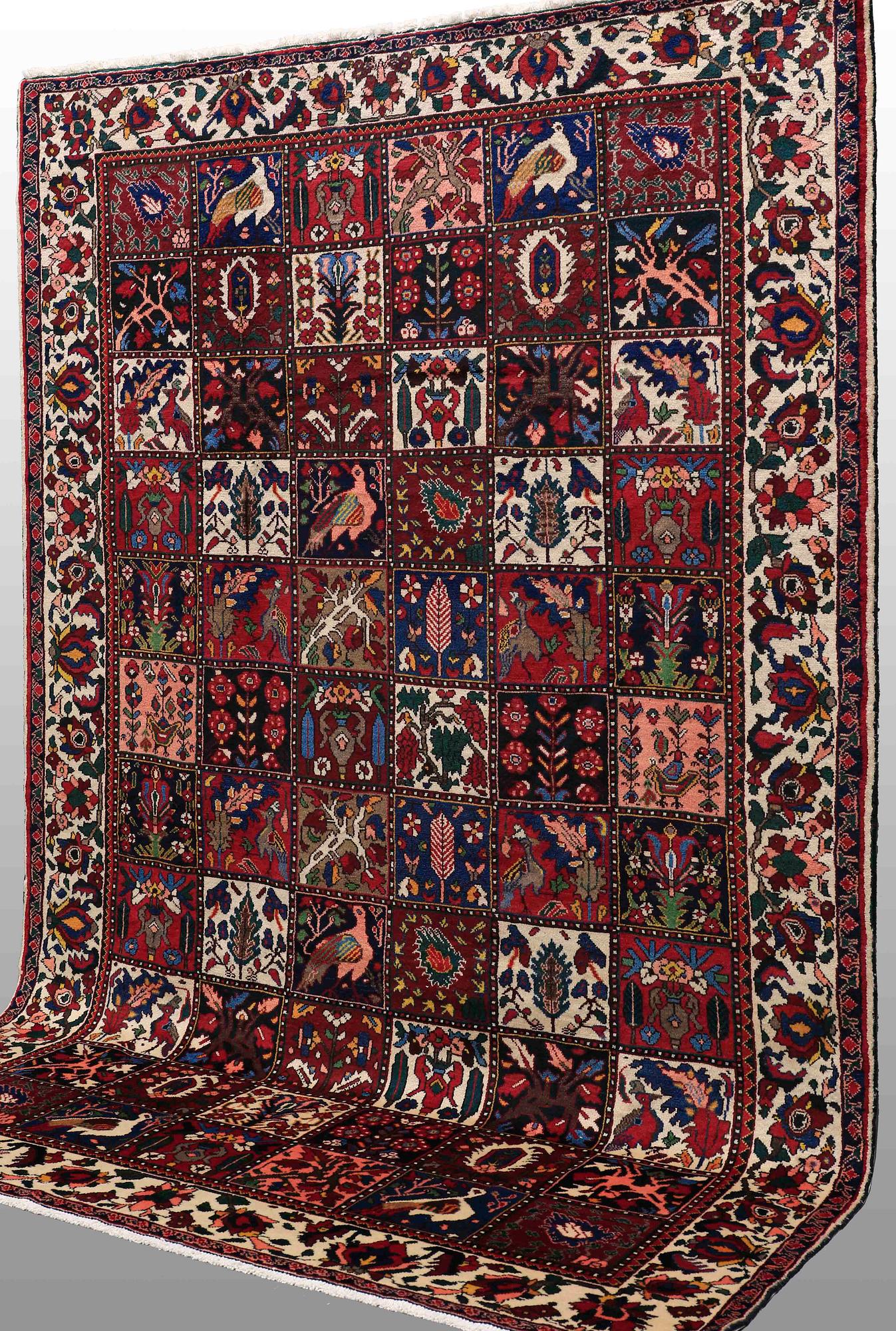 MATTA, Bakhtiari, ca 305 x 210 cm.