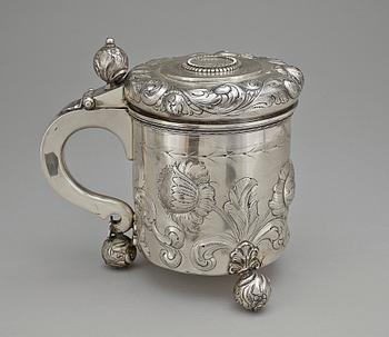 DRYCKESKANNA, silver. Sv importstmplr. Barockstil. Trol 1800-tal, tot vikt ca 1573g.