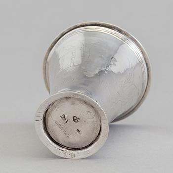 A silver cup by O. Källgren, 1767. Tot wheight 51 gram.