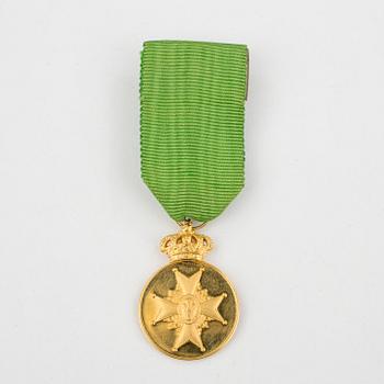 VASAMEDALJEN, guld, ostämplad. Vikt ca 15 gram.