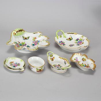 71 psc Herend, mostly "Queen Victoria".