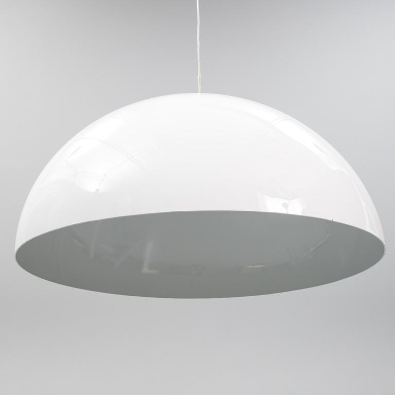 Vico Magistretti, a 'Sonora' ceiling light, Oluce.