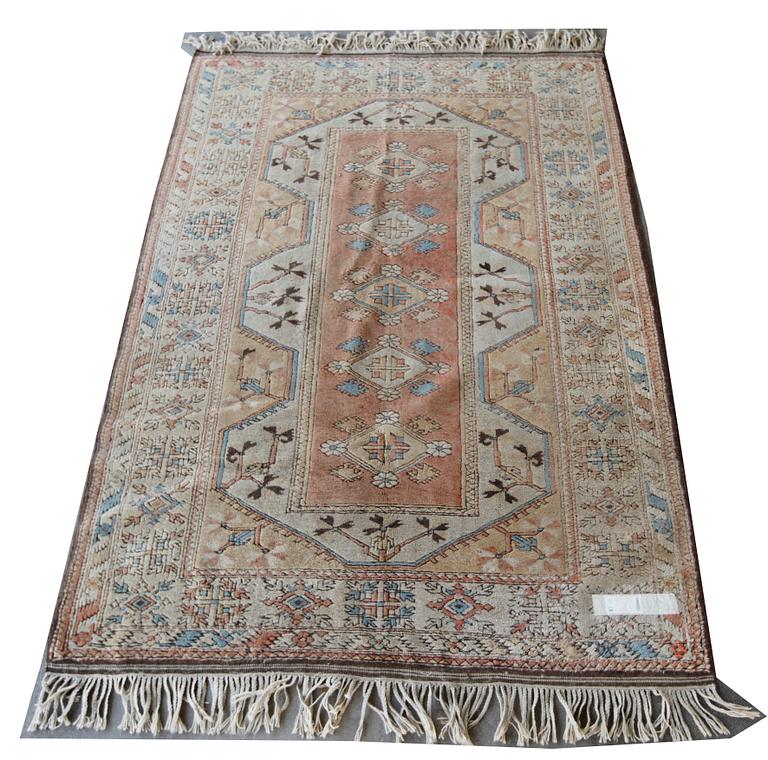 MATTA, orientalisk, old, 160 x 230.