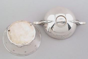 SKÅLAR, 2 st, silver, bl a Borgila, 1930-/40-tal. Vikt ca 300 gram.