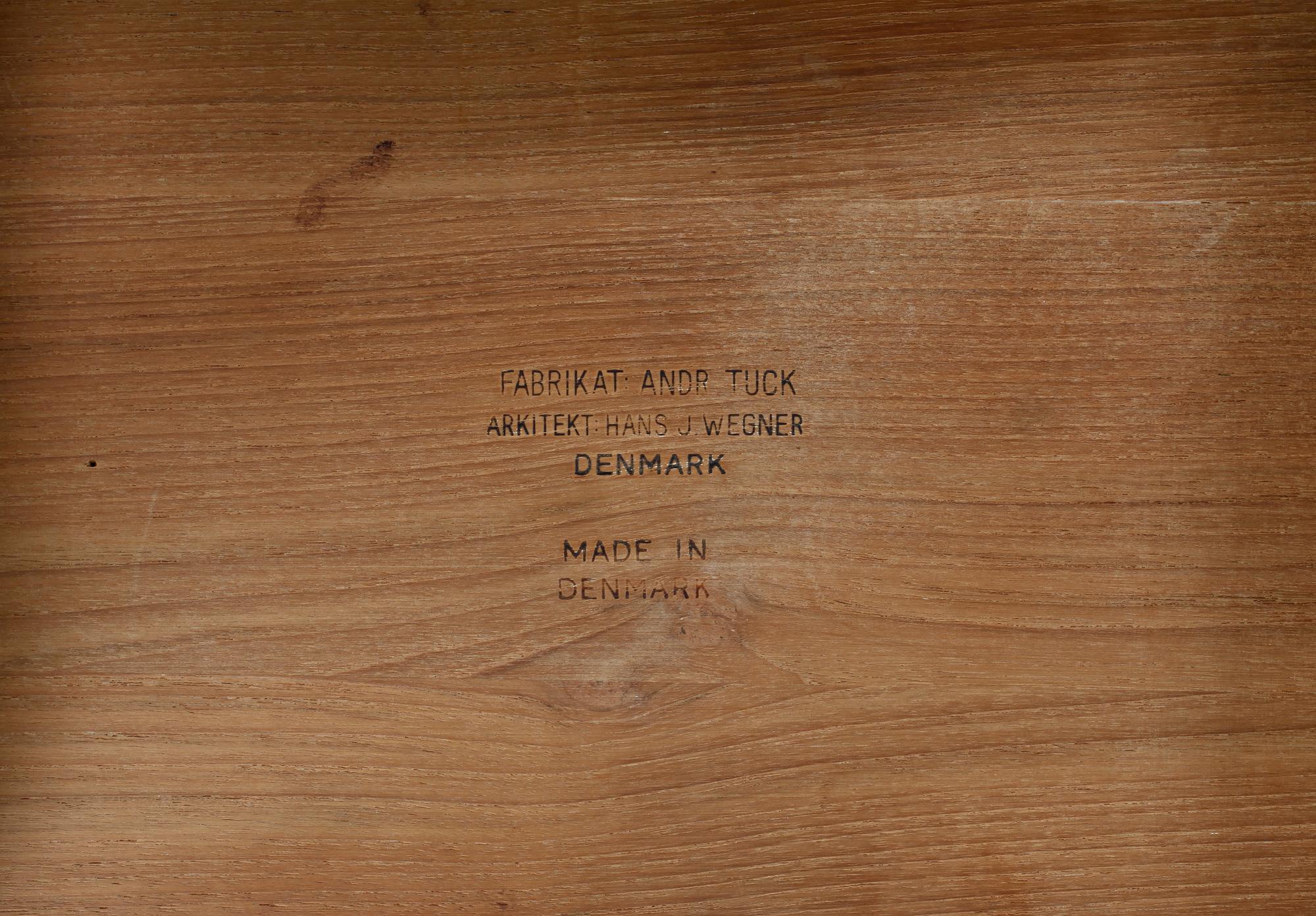 SATSBORD, Hans J Wegner, 1900-talets mitt.
