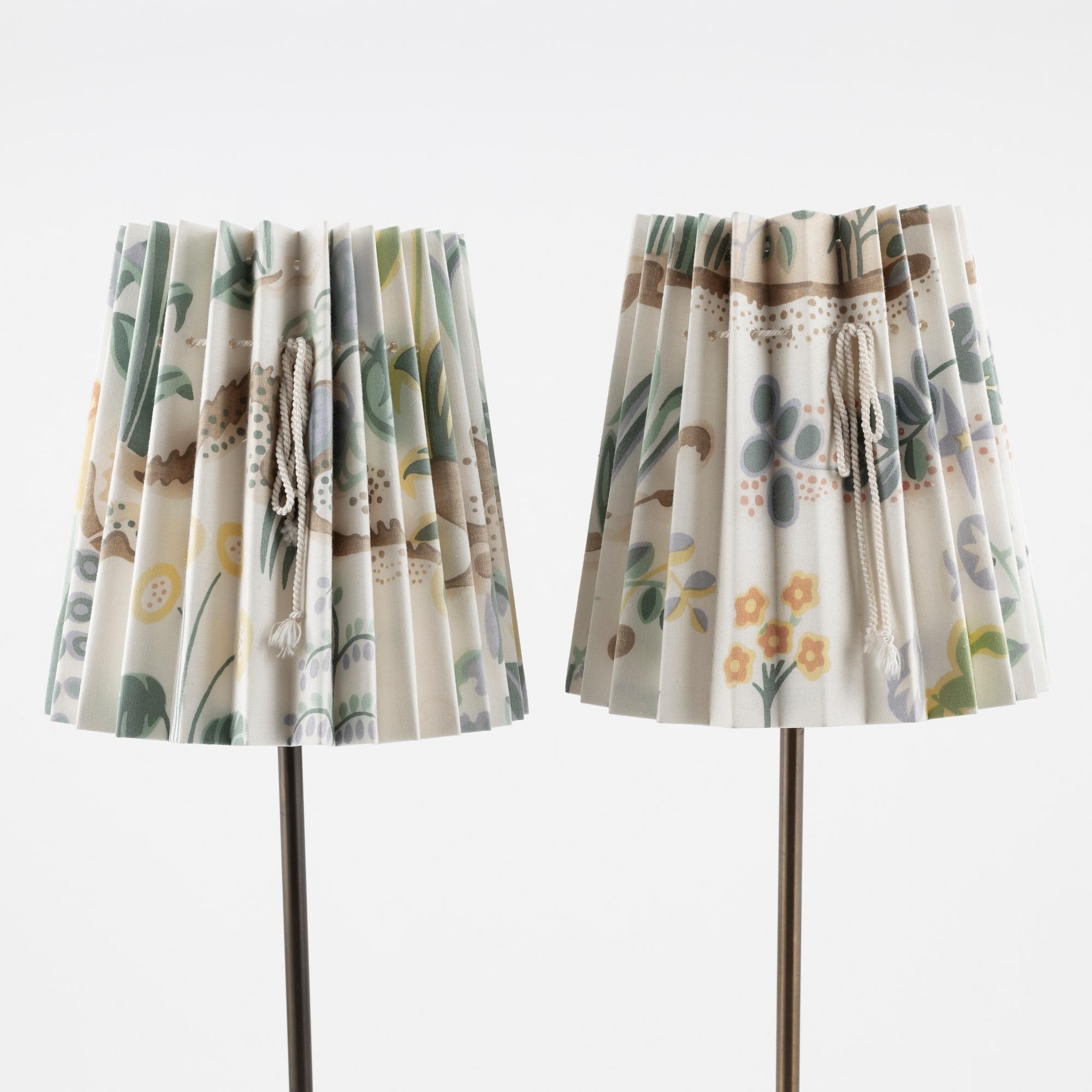 Harald Notini, bordslampor, ett par, modell "15288", Arvid  Böhlmarks Lampfabrik, 1900-talet mitt.