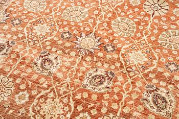 A Ziegler design carpet, c. 350 x 255 cm.