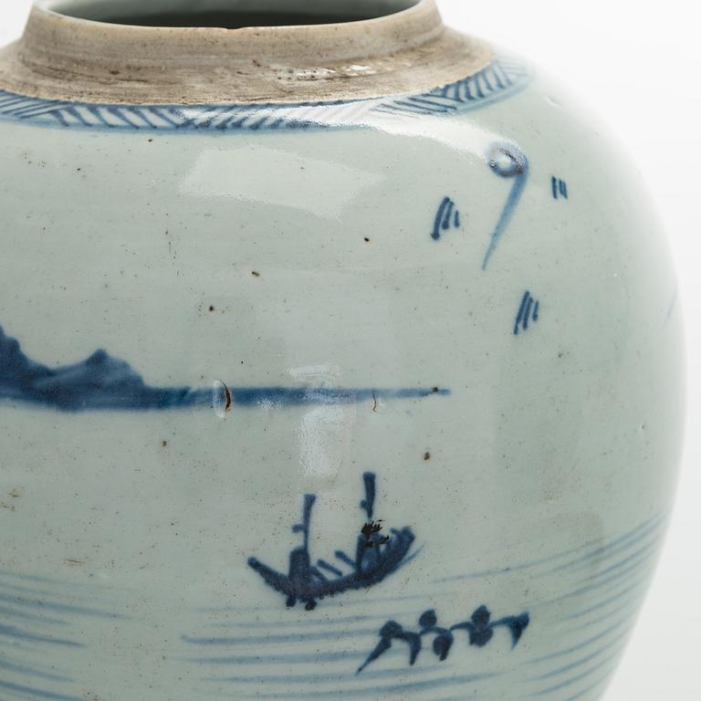 Bojaner, 2 stycken, porslin, Kina, 1800-tal.