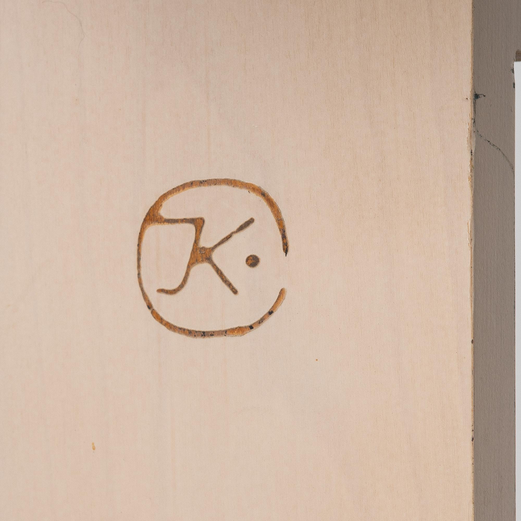 John Kandell, Shelf, "Pilaster", Källemo.