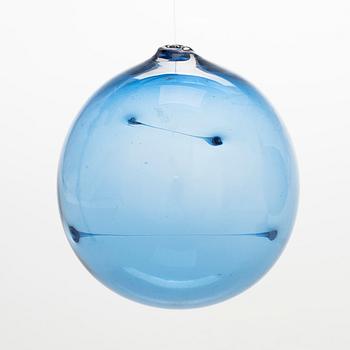 Timo Sarpaneva, three "Aurinkopallo" (Sun Ball) art glass pieces, Iittala.