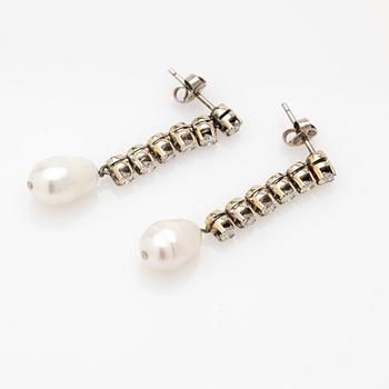 Earrings, a pair, 18K white gold with pearls and diamonds.
