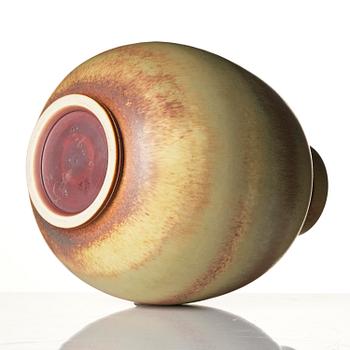 Berndt Friberg, a stoneware vase, Gustavsberg Studio, Sweden 1967.