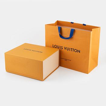Louis Vuitton, "Onthego MM", 2019.