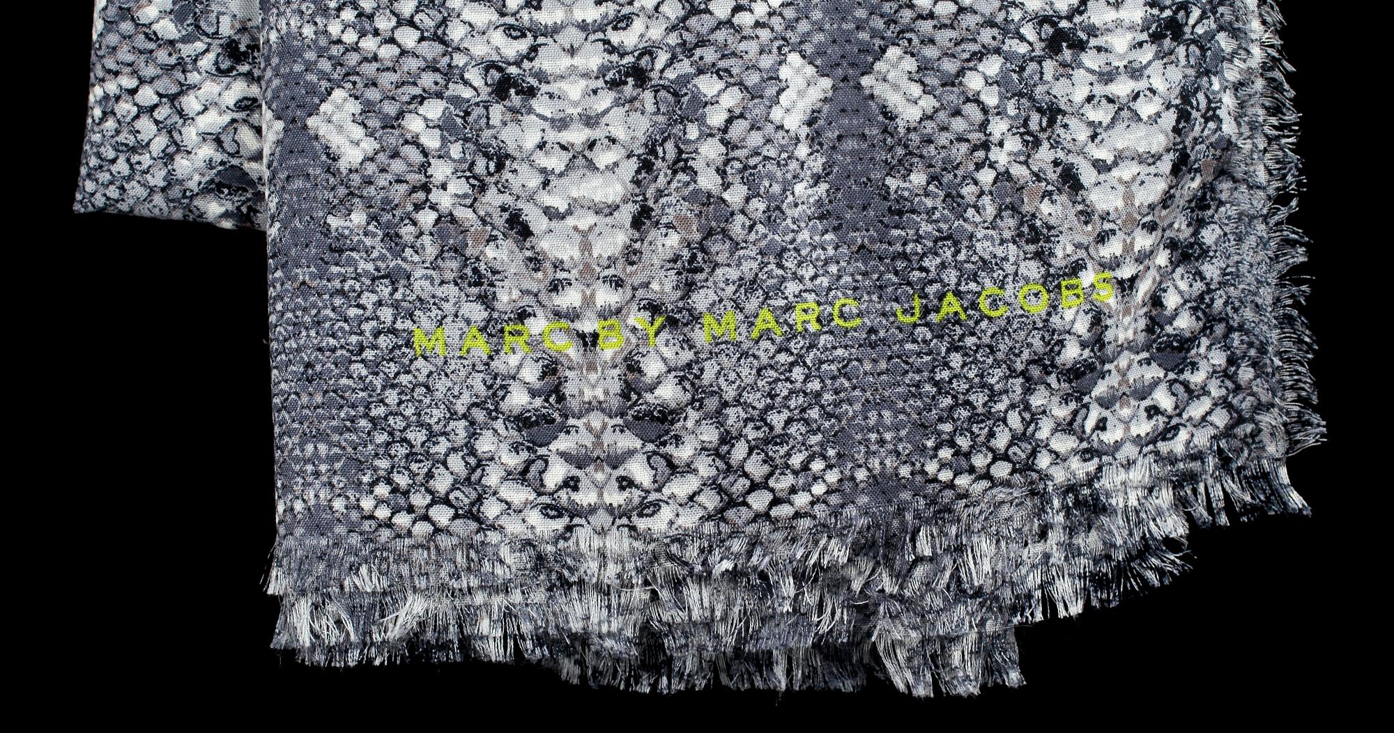 SCARF, Marc by Marc Jacobs.