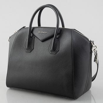 Givenchy, väska, "Antigona".