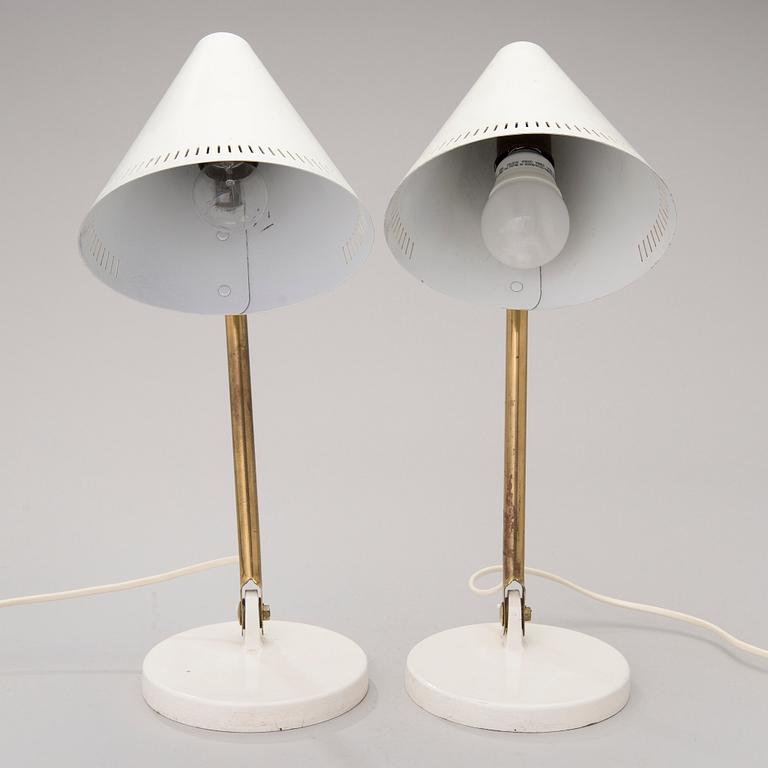 Two mid-20th century '9222' table lamps for Taito Oy, Finland.