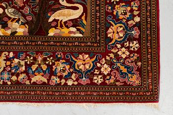 A rug, semi-antique Esfahan, so-called Ahmad, ca 213 x 140 cm.