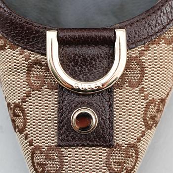 SKOR, 1 par, Gucci.