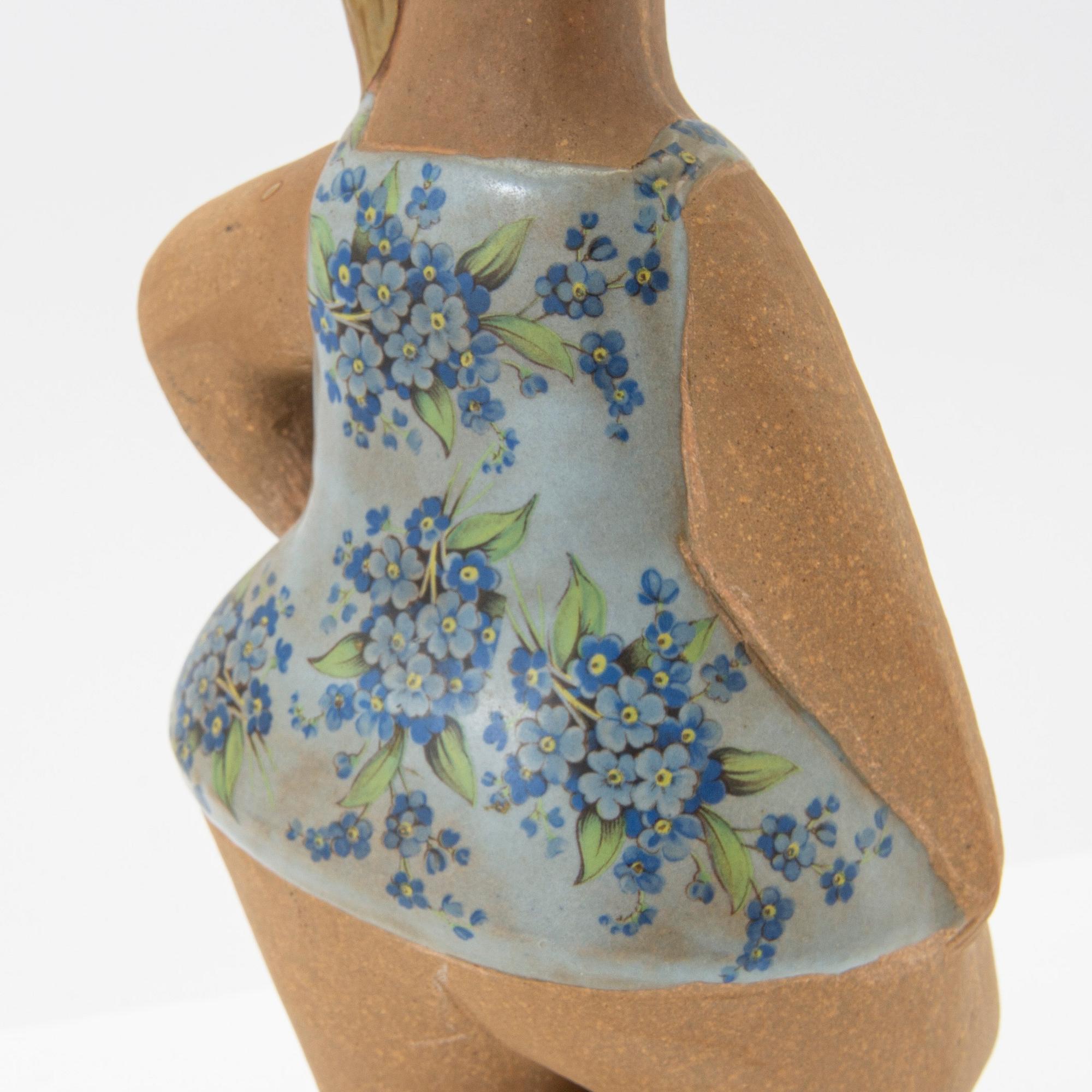 Lisa Larson, figurin, stengods, "Dora", ur serien "ABC-flickor", Gustavsberg.