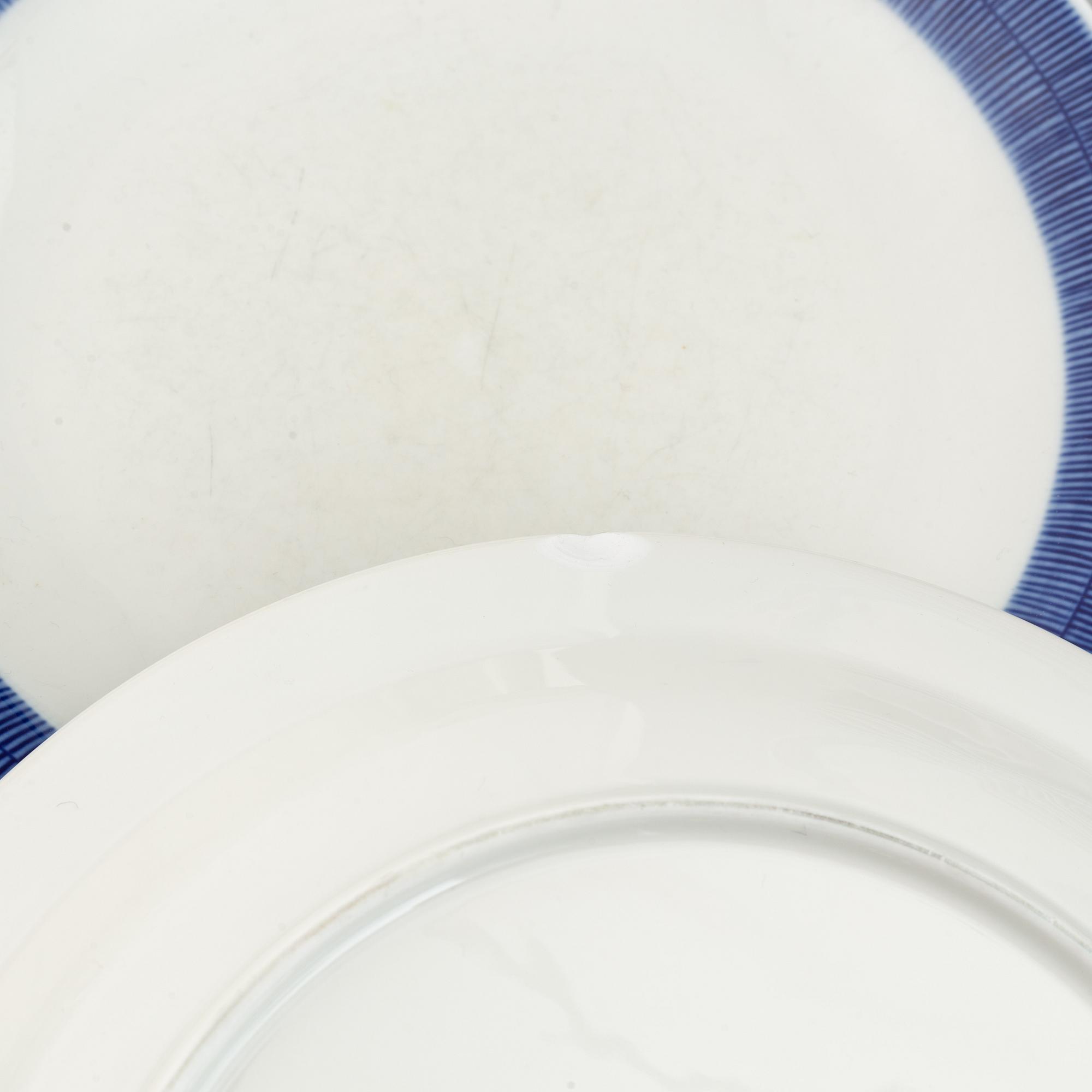 Hertha Bengtson, tallrikar, 44 st, "Koka", Rörstrand.