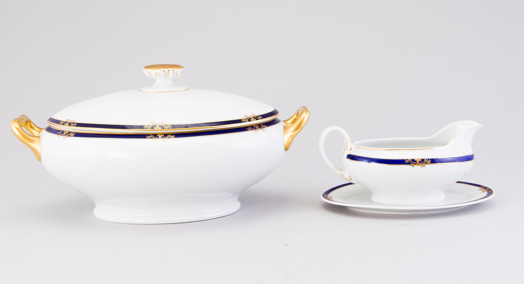 MATSERVIS, 36 delar, porslin, AB-modell, Arabia, Finland 1928-32.