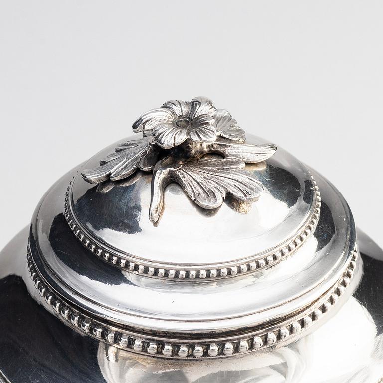 A Swedish 18th century silver coffee-pot, mark of Nils Tornberg, Linköping 1792.
