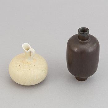 Gunnar Nylund, a set of six stoneware bowls, two miniature vases and a vase for Rörstrand.