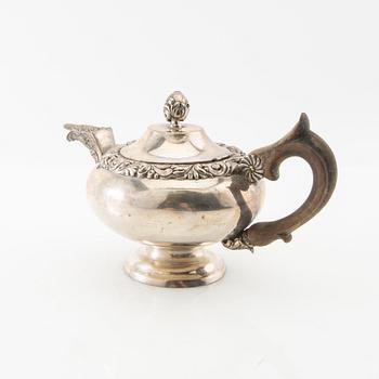 D Herrmansson & Co tekanna silver Stockholm 1839.