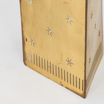 Paavo Tynell, A pair of mid-20th century '10330' wall lamps for Taito, Finland.