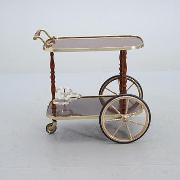 SERVERINGSVAGN, 1900-talets andra hälft.