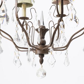 An imposing chandelier, 1900s.